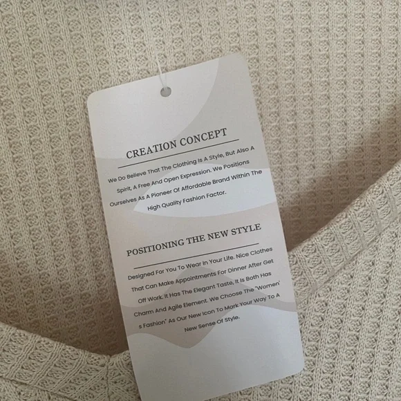 🤎 Ruffled Waffle Knit Loose V-Neck Sweater 🤎 - Picture 6 of 8